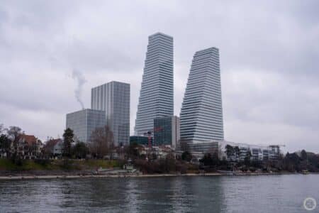 Comme un air de quartier des affaires au bord du Rhin